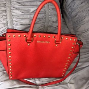 Michael Kors Large Selma Studded Saffiano Tote